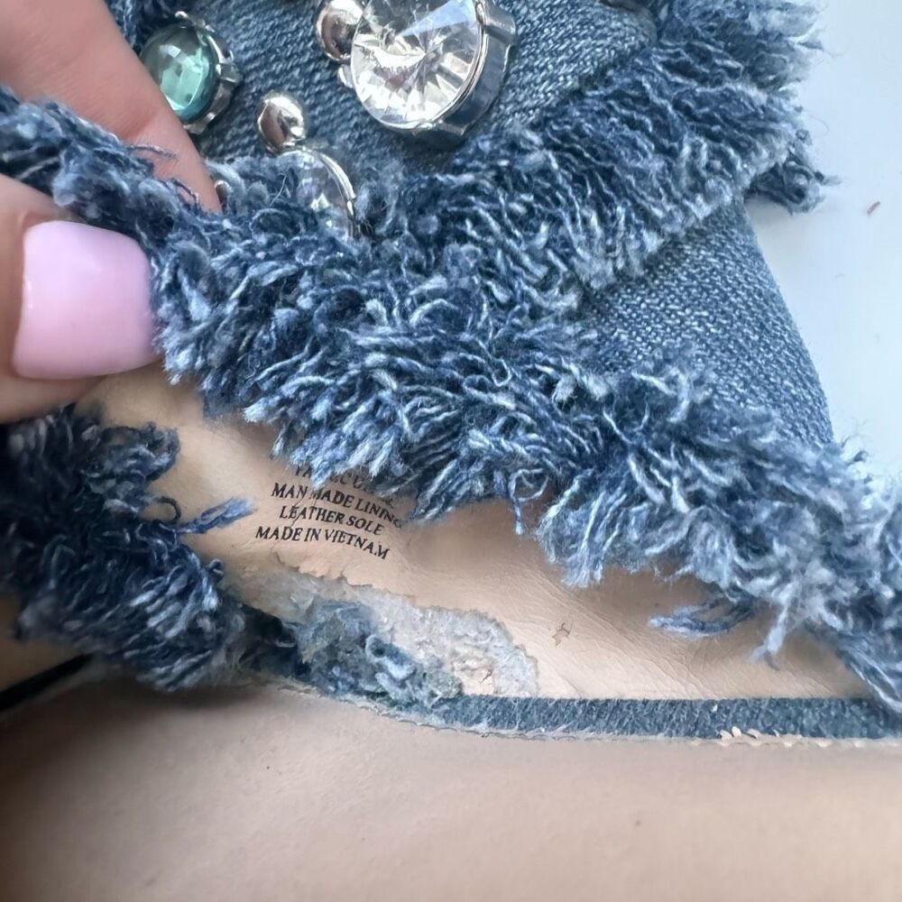 Vince Camuto Fringe Jewel Denim Open Toe Low Heel Comfort Sandal Size 6.5 Blue - Picture 8 of 12